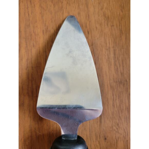 Black and Green Pie Cake Dessert Server  - Wedge Blade, Hard Plastic Handle - Picture 6 of 7